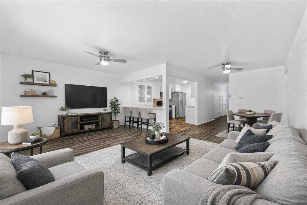 4002 Ridglea Country Club Dr - Photo 3 of 36