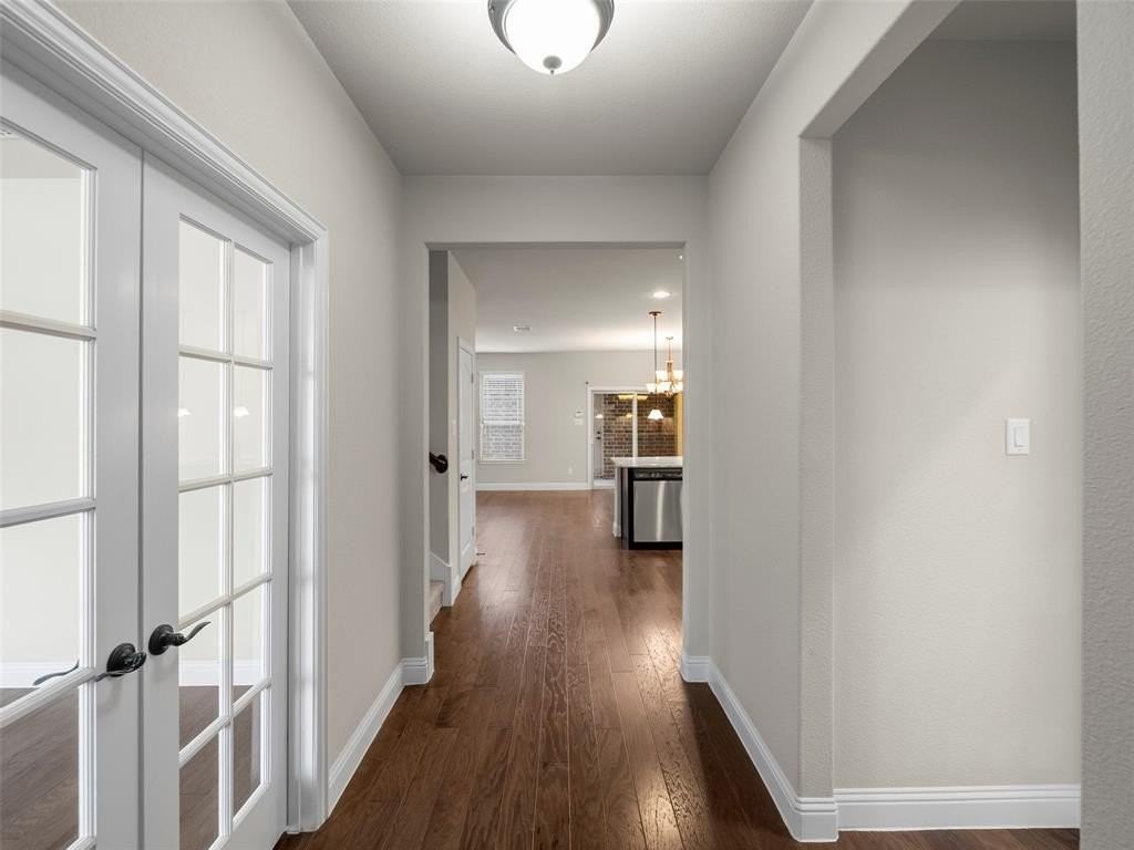 309 Tottenham Ct - Photo 5 of 27
