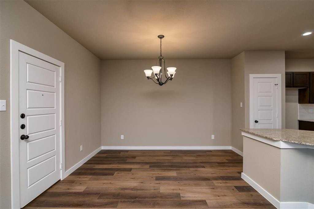 704 Harvest Moon Dr - Photo 7 of 21