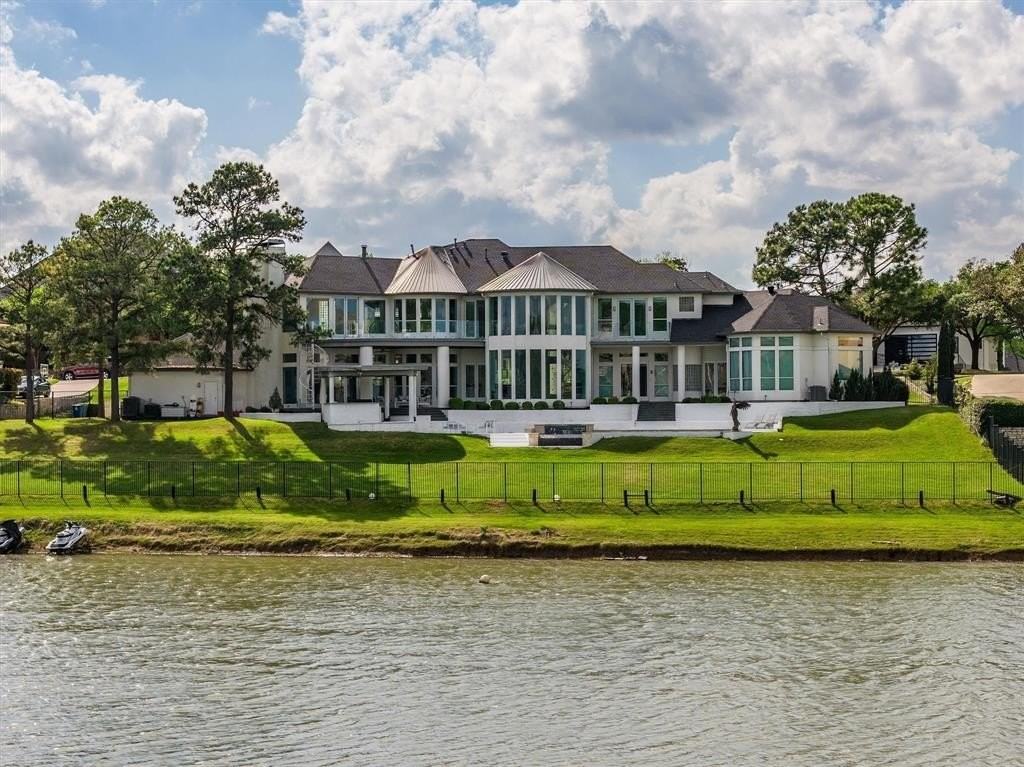 656 Timbercrest Cir - Photo 5 of 40