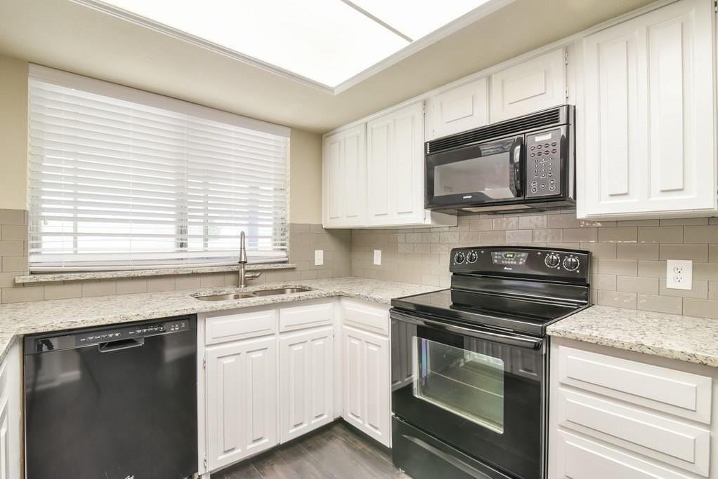 1808 Overbrook Dr - Photo 7 of 22