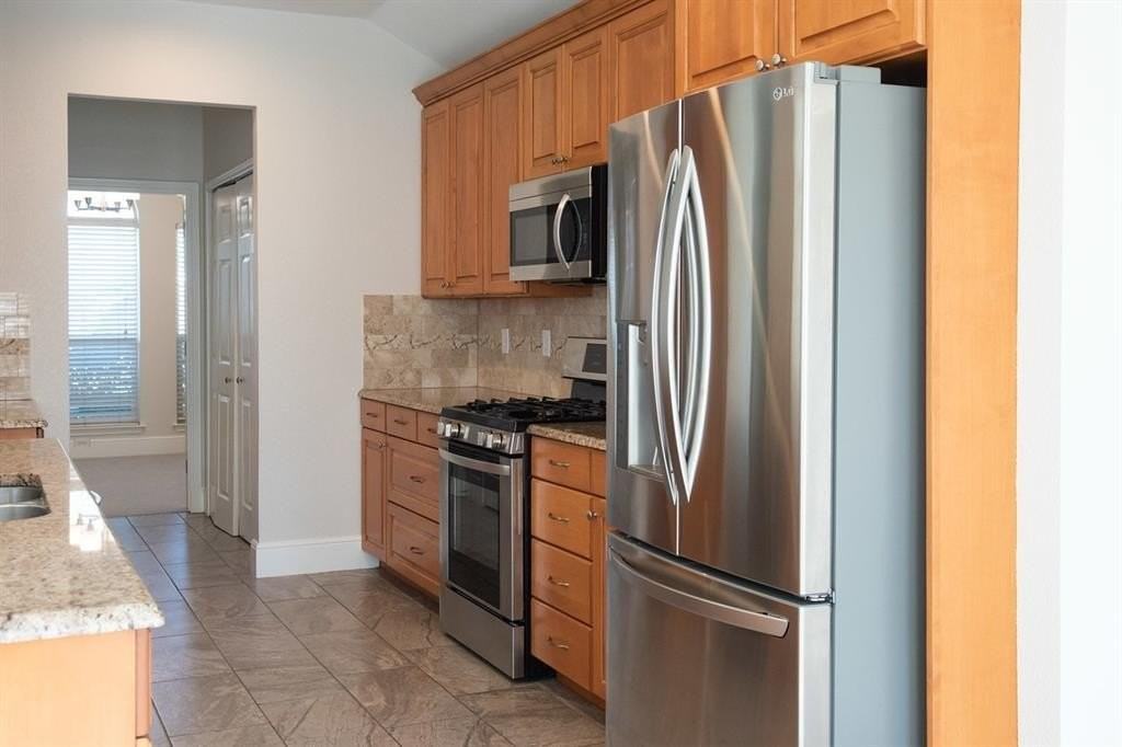 7710 Calypso Dr - Photo 5 of 19