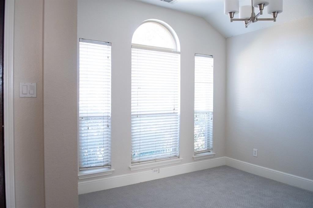 7710 Calypso Dr - Photo 7 of 19