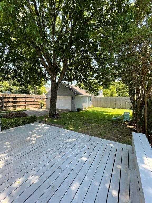 5506 Stanford Ave - Photo 2 of 2