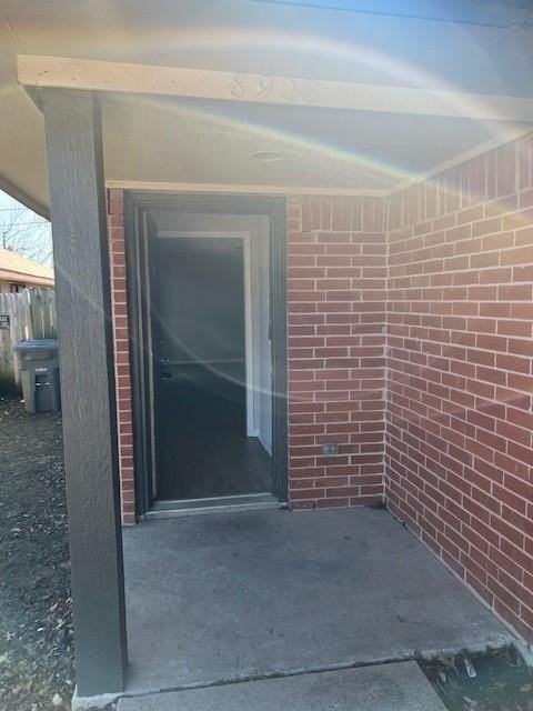 8928 Greenmound Ave - Photo 3 of 21