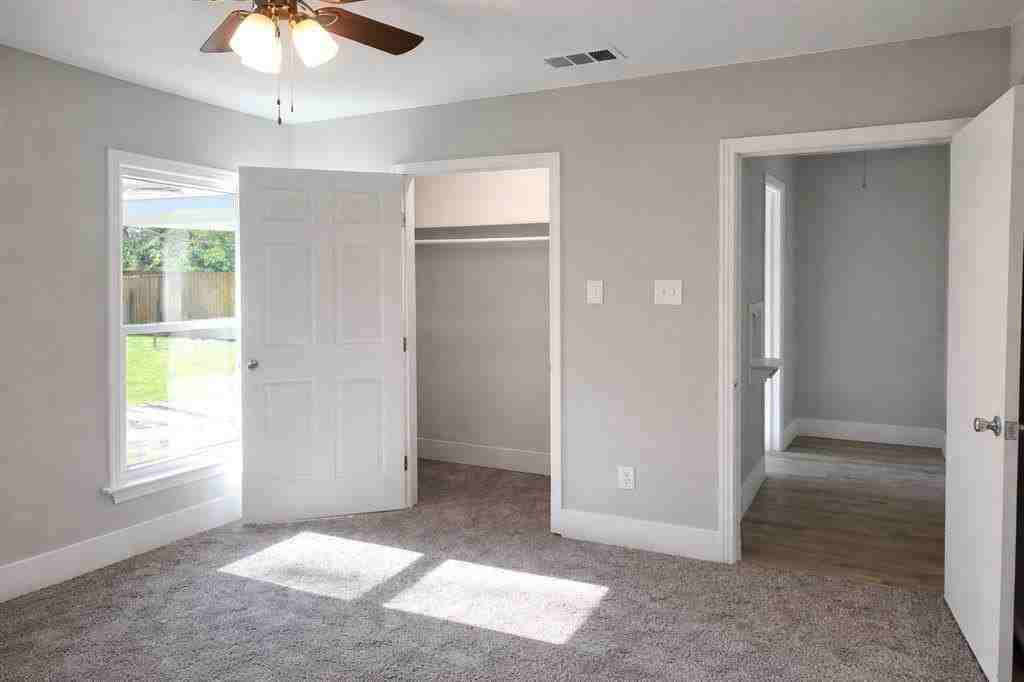 1918 Melbourne Ave - Photo 4 of 11