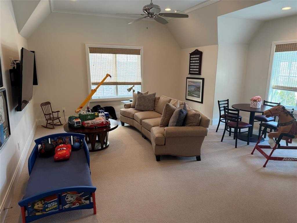 11 Edge Hill Dr - Photo 7 of 14