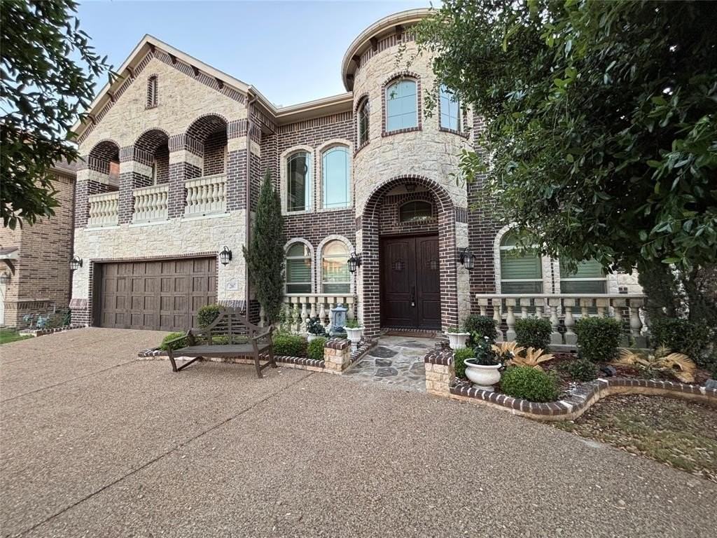 2807 Borama Dr - Photo 2 of 39