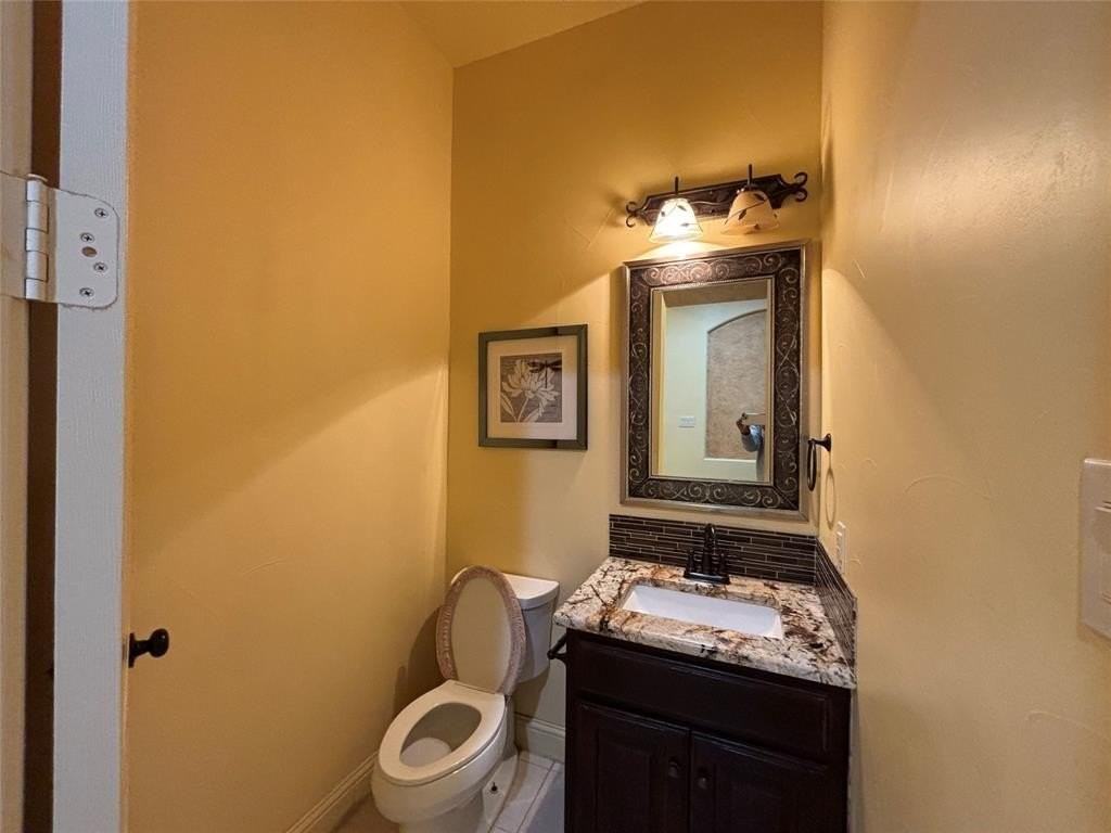 2807 Borama Dr - Photo 6 of 39