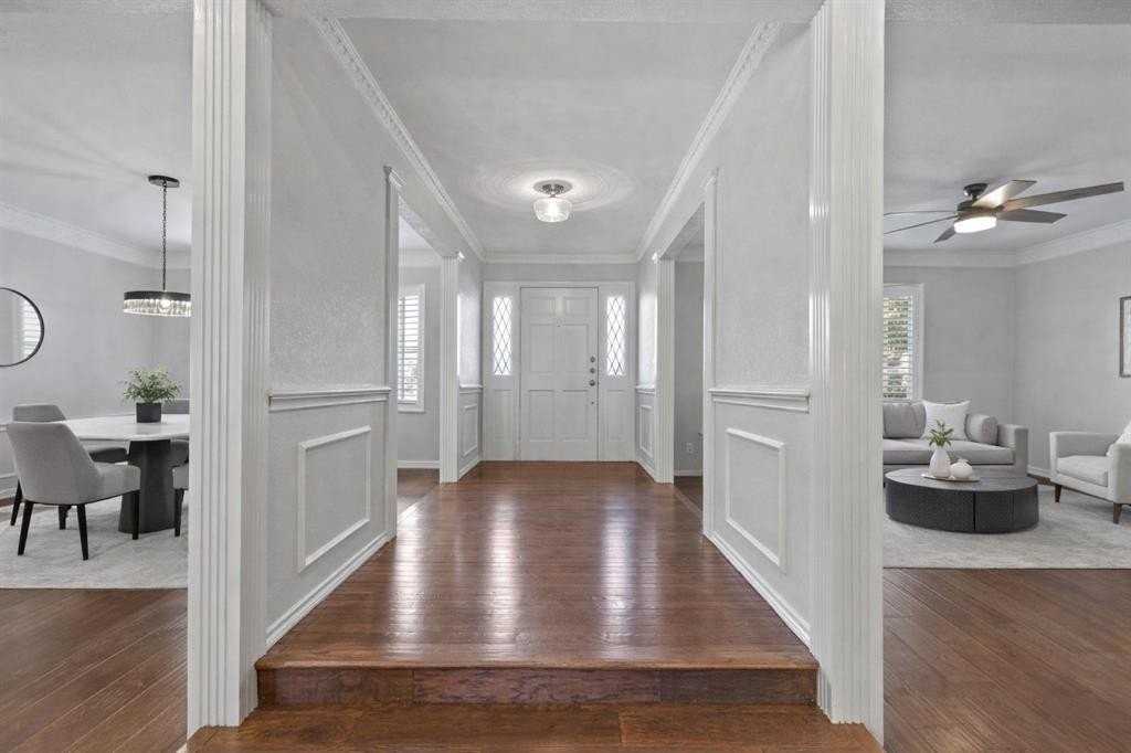 4301 Bellaire Dr S - Photo 2 of 19