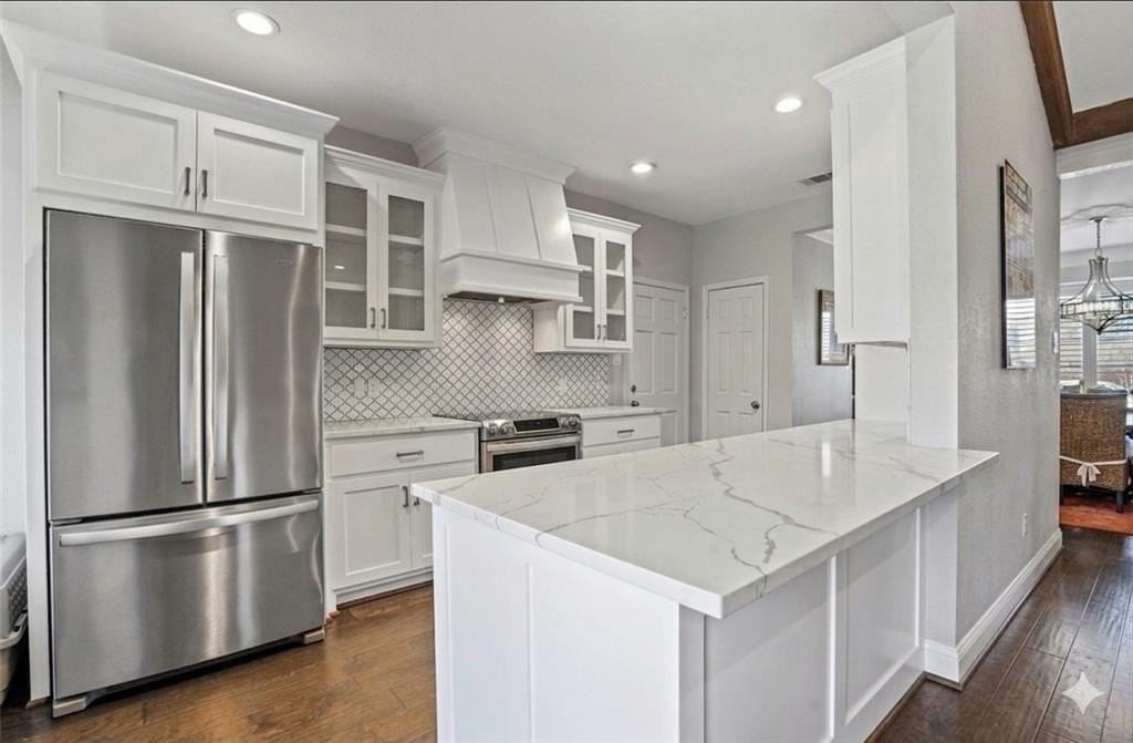 4301 Bellaire Dr S - Photo 7 of 19