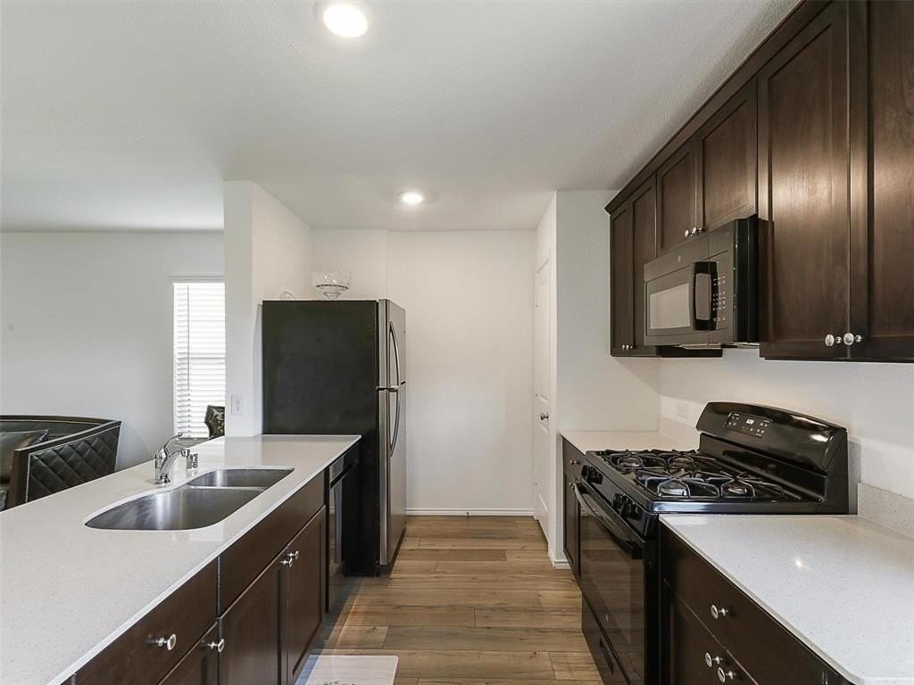 1701 River Crossing Dr - Photo 6 of 19