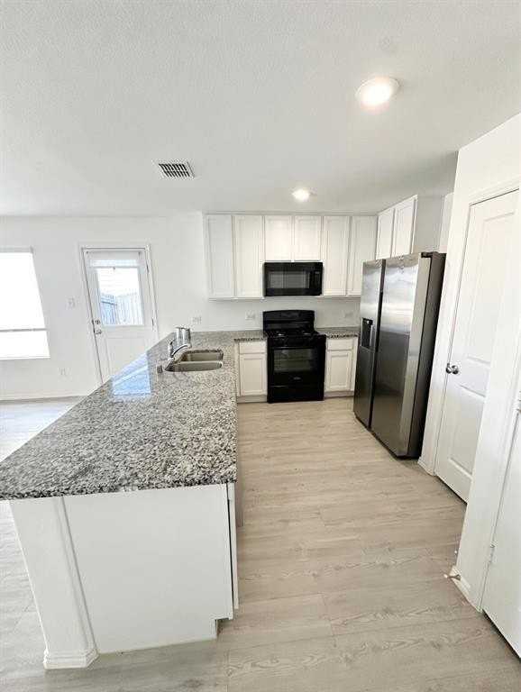 11906 Hermosa Lane - Photo 4 of 13