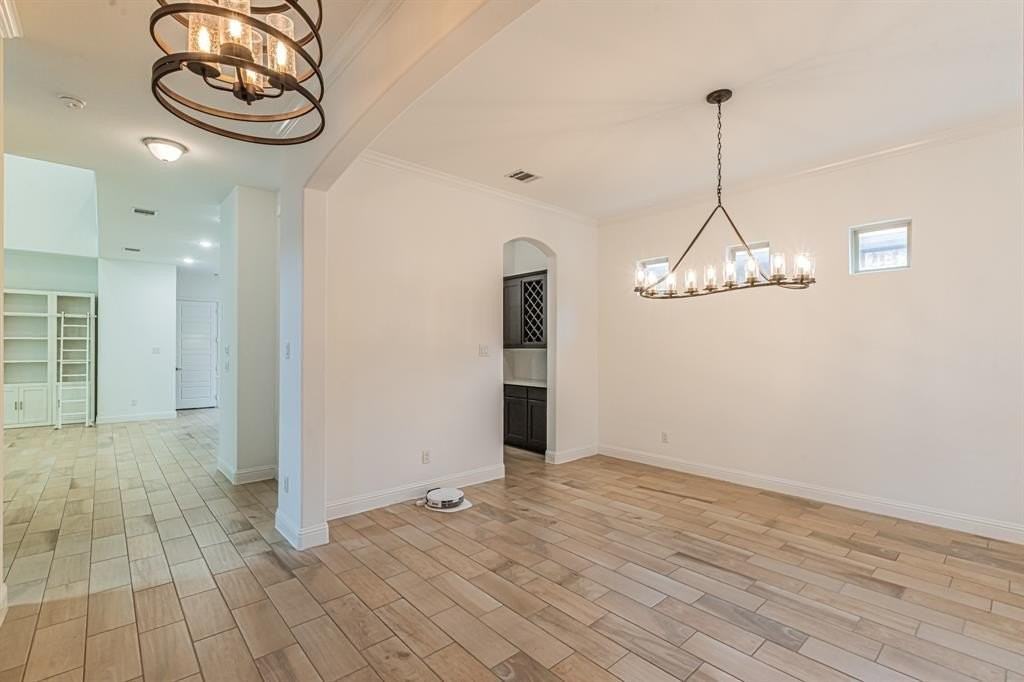 17644 Sequoia Dr - Photo 2 of 38