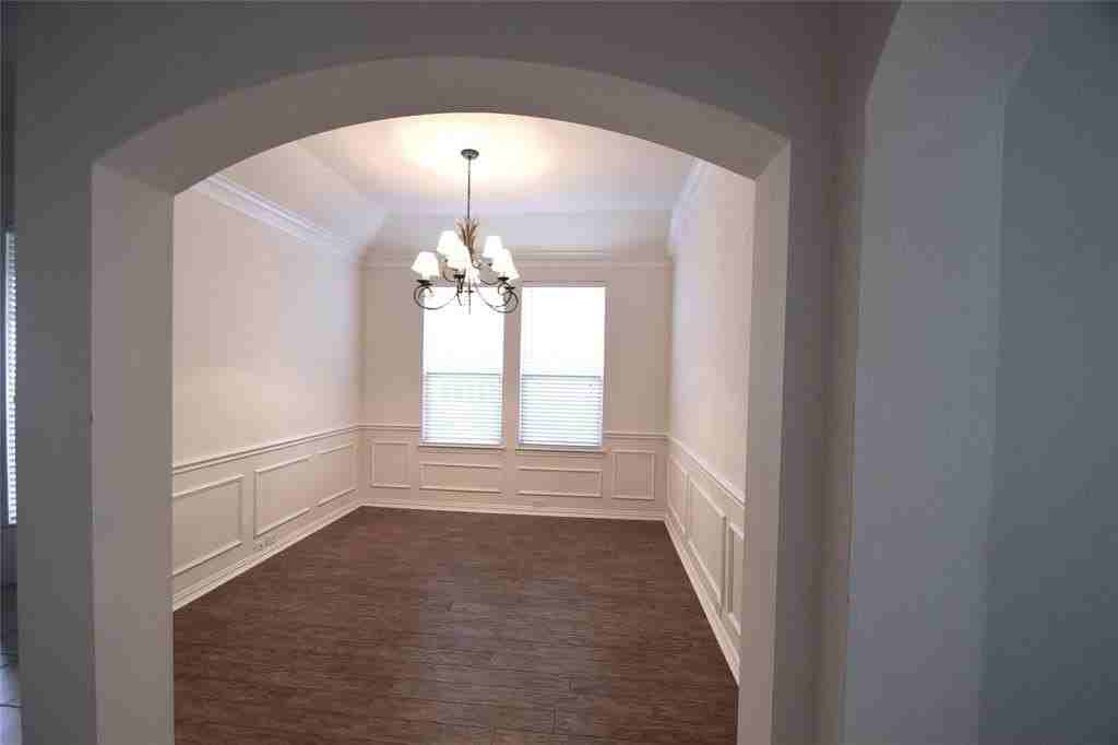 1380 Sagebrook Dr - Photo 2 of 28