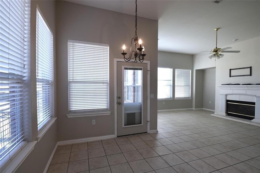 1380 Sagebrook Dr - Photo 4 of 28