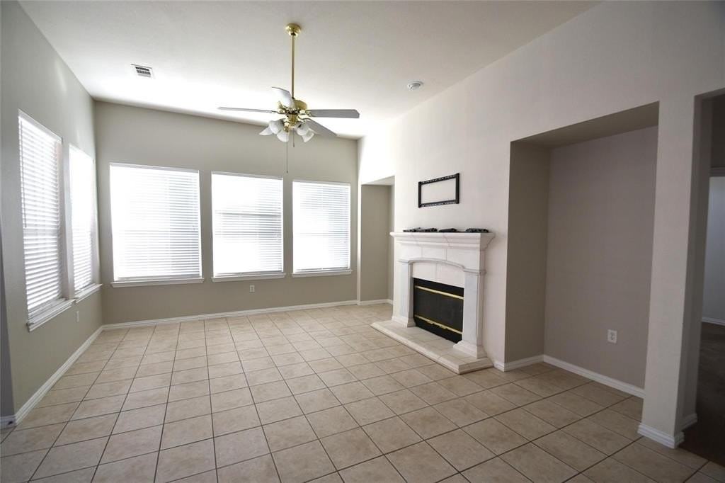 1380 Sagebrook Dr - Photo 7 of 28