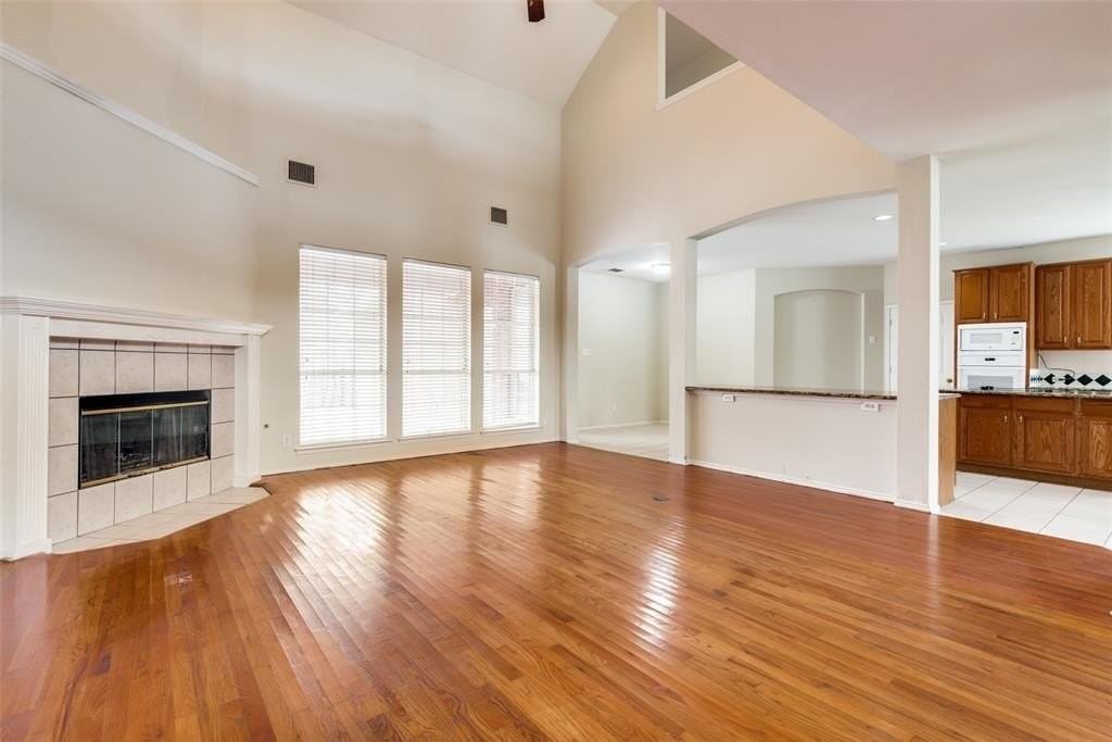 2904 Woods Dr - Photo 4 of 25