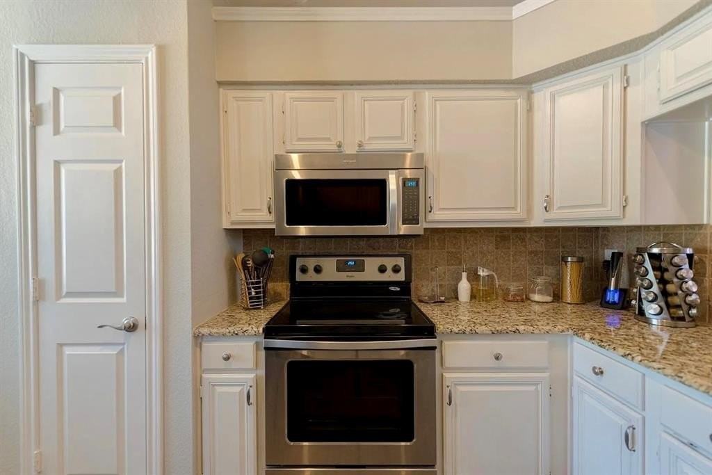 1411 Mapleview Dr - Photo 6 of 16