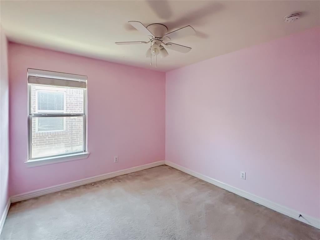 1416 Toucan Dr - Photo 7 of 10