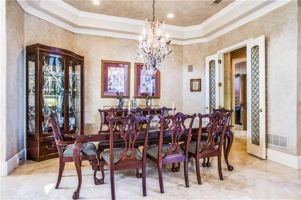 5117 Silver Lake Dr - Photo 7 of 38