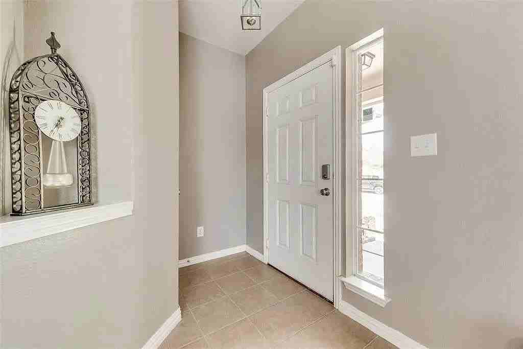 3608 Cottonwood Rd - Photo 2 of 21