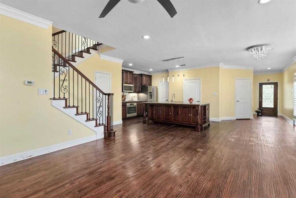 710 Rembrandt Ct - Photo 6 of 20