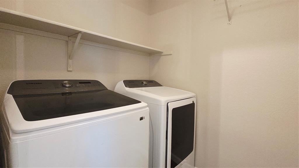 824 Rivers Creek Ln - Photo 4 of 20