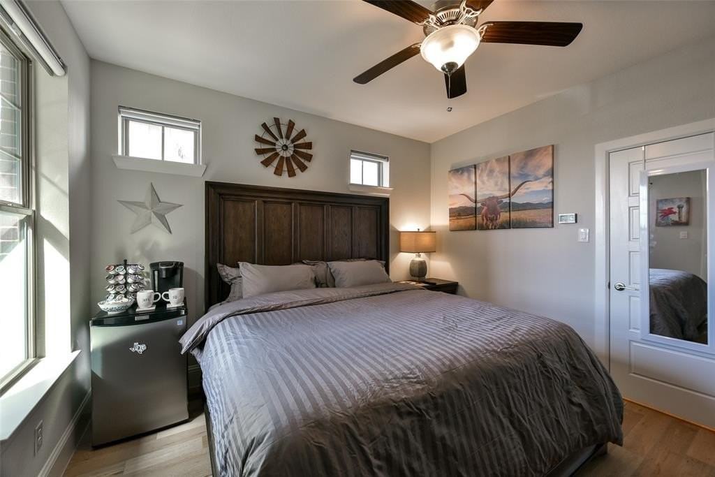 1309 Arch Pl - Photo 5 of 9