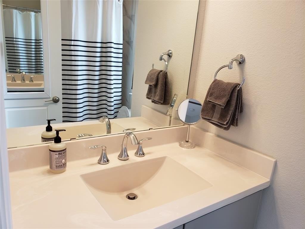 1309 Arch Pl - Photo 6 of 9