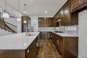 1224 Hoyt Dr - Photo 2 of 28