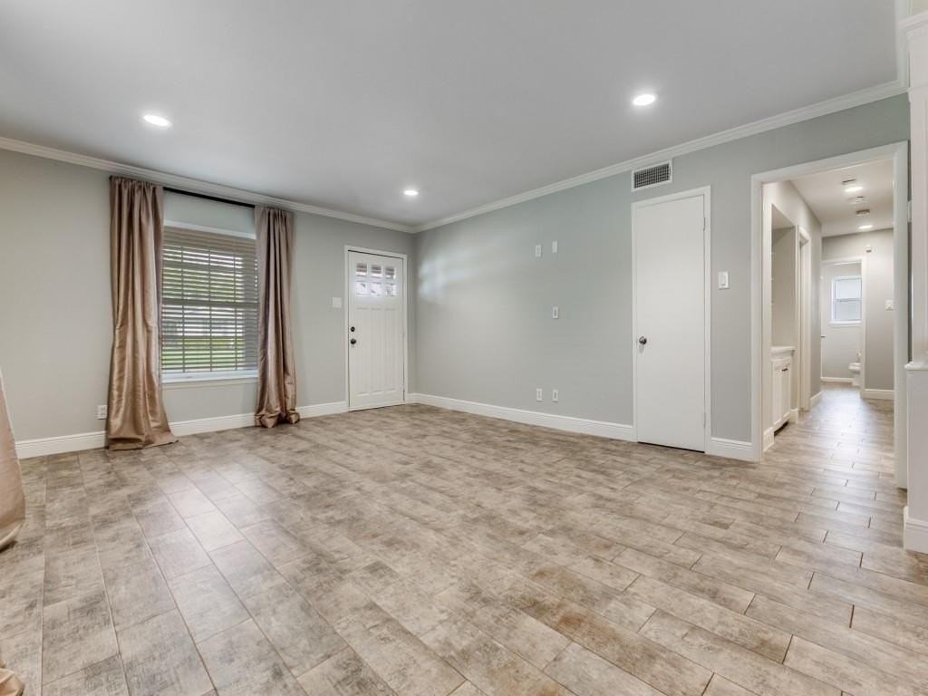 7130 Rutgers Dr - Photo 6 of 22