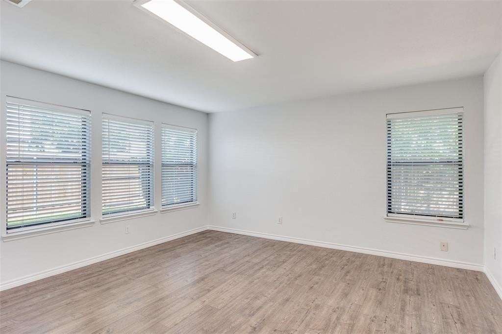 781 Chateau Ln - Photo 5 of 12