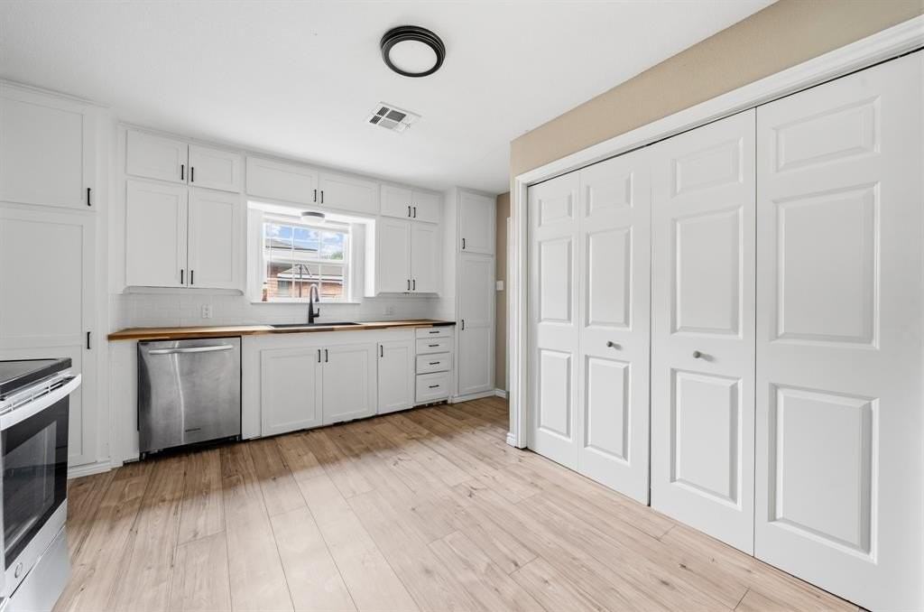 713 E Franklin St - Photo 7 of 21