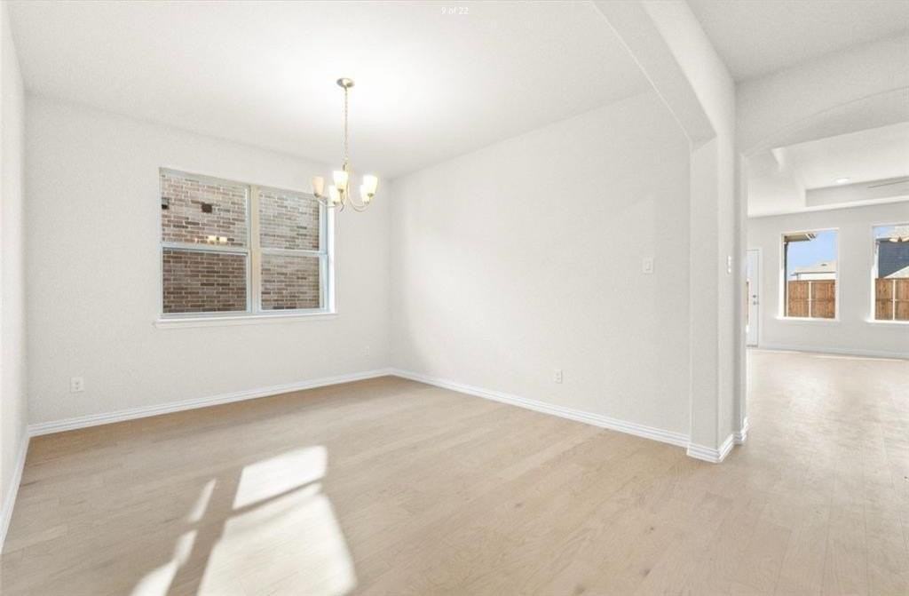 3837 Pennington Ave - Photo 5 of 22