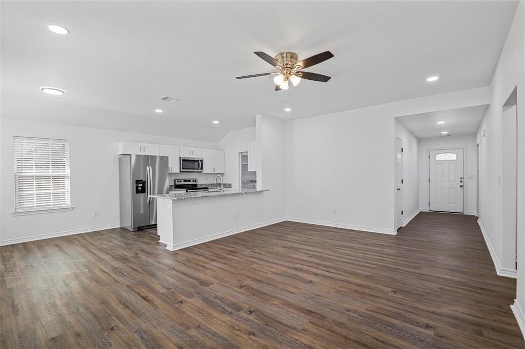 1714 Woodlawn Blvd - Photo 2 of 13