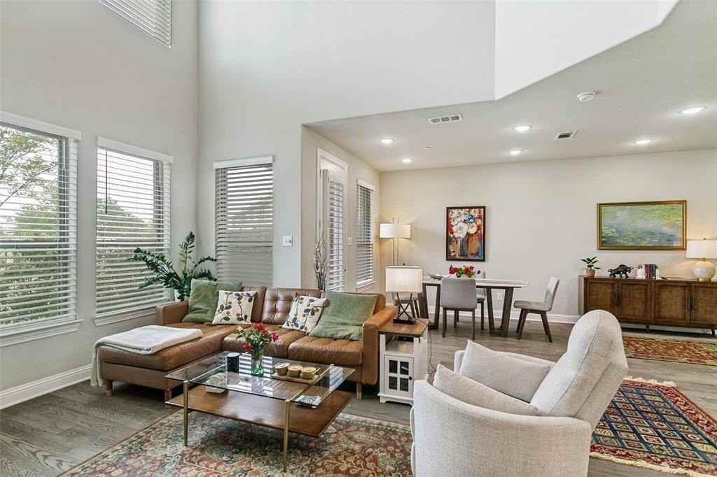 4537 Titus Cir - Photo 3 of 25