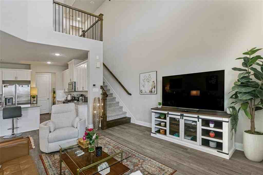 4537 Titus Cir - Photo 5 of 25