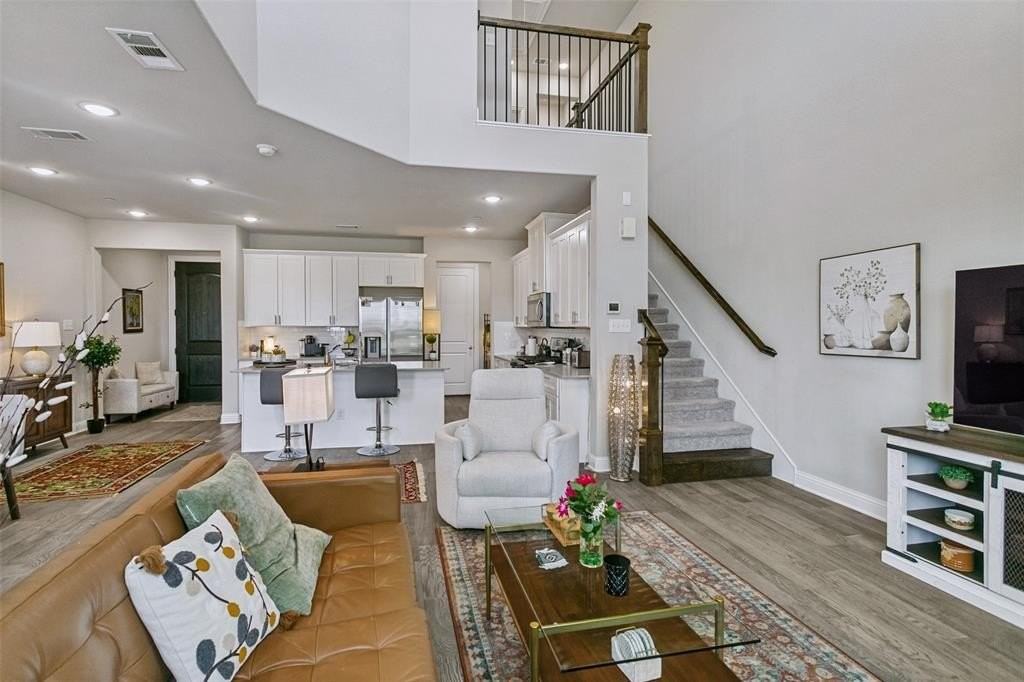 4537 Titus Cir - Photo 6 of 25