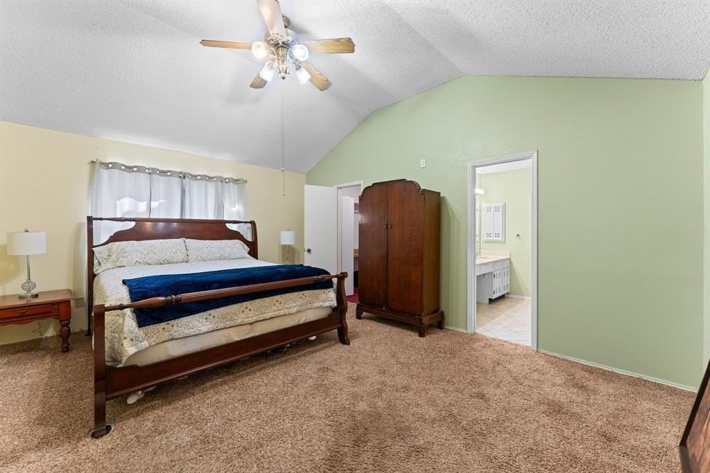 626 Brittany Dr - Photo 5 of 17