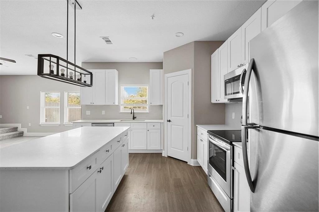 1003 Debby Ct - Photo 7 of 25