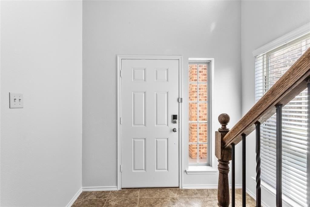 524 Mount Olive Ave - Photo 4 of 34