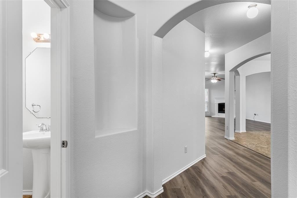 524 Mount Olive Ave - Photo 6 of 34