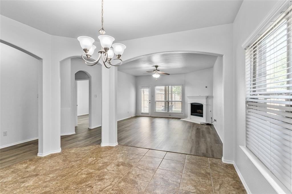 524 Mount Olive Ave - Photo 7 of 34