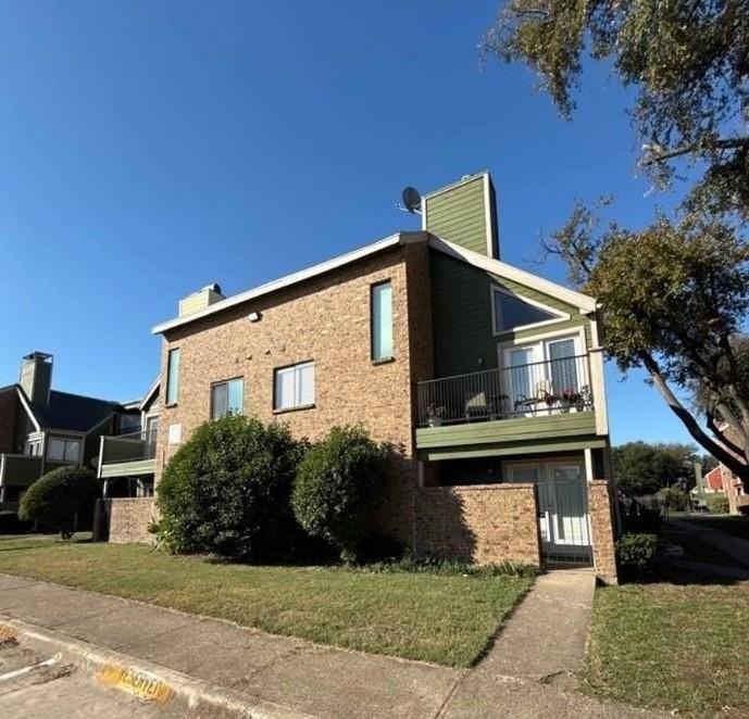 9837 Walnut St #103