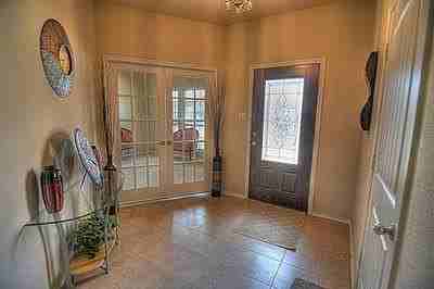 1111 Bexar Ave - Photo 2 of 20