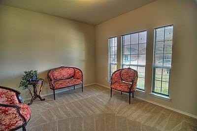 1111 Bexar Ave - Photo 3 of 20