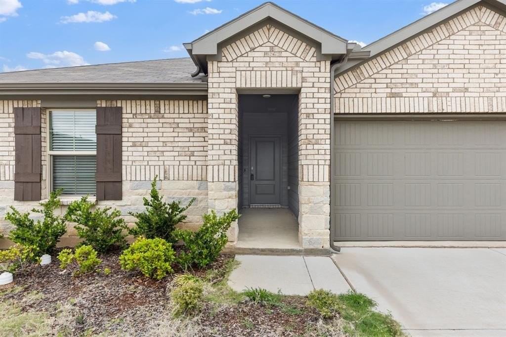 752 Cedarbrook Dr - Photo 4 of 25