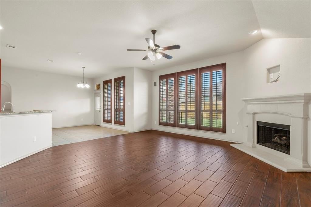 5345 Thornbush Dr - Photo 6 of 21