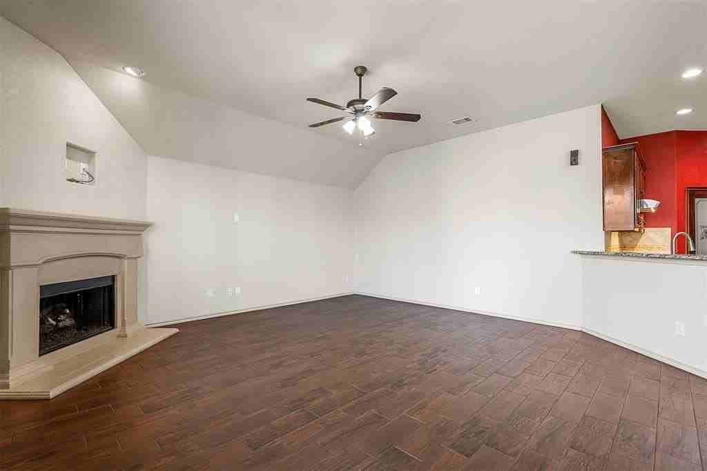 5345 Thornbush Dr - Photo 7 of 21